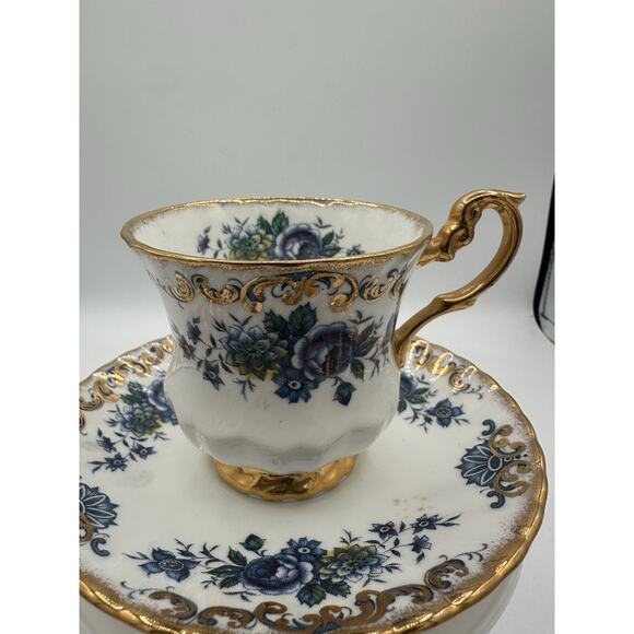 Royal Dover China Moonlight Rose Blue And Gold Cup and Saucer Gold England - Picture 2 of 8